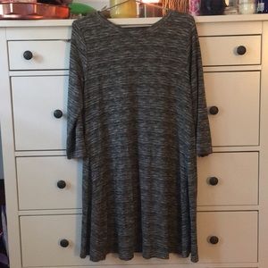 Long Sleeved Grey Shift Dress